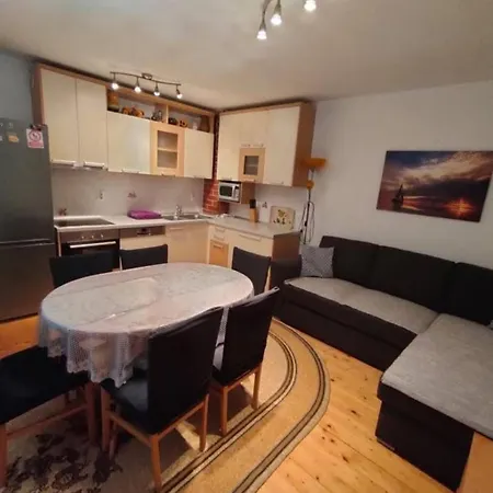Two Bedroom With Terrace No 3 Апартаменти Супетар