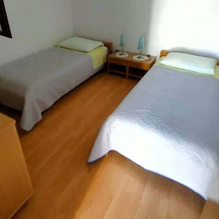 Two Bedroom With Terrace No 3 Supetar